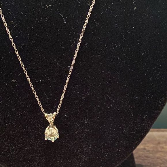 Estate Necklace 14k White Gold and Aquamarine Pendant Necklace - Picture 6 of 15